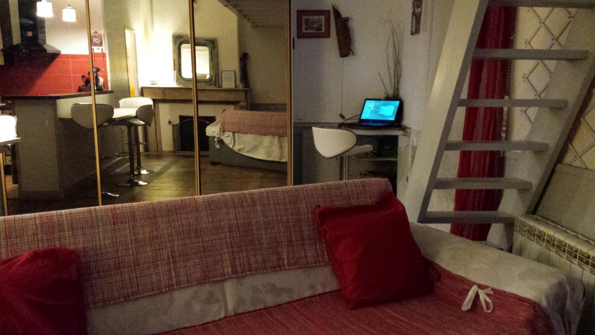 Coquet Studio En Mezzanine Nuit Pour 2 Personnes Saint-Girons  Bagian luar foto