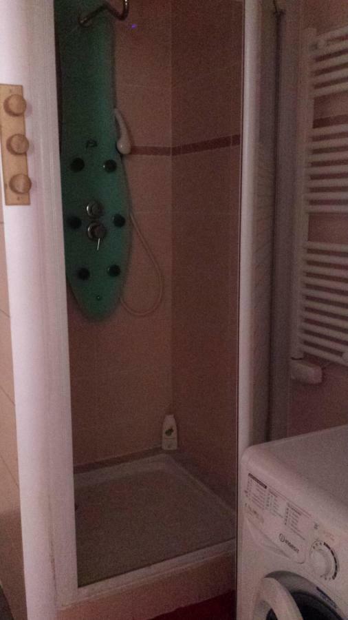 Coquet Studio En Mezzanine Nuit Pour 2 Personnes Saint-Girons  Bagian luar foto